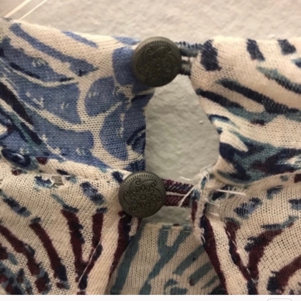 Free People New World Noveau Shirt Floral Size XS - Picture 7 of 8